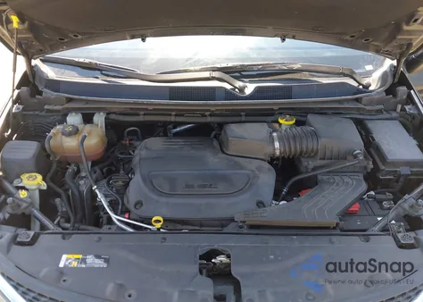 2021 Chrysler Voyager Lxi z USA, uszkodzony, nr VIN 2C4RC1DG1MR534650